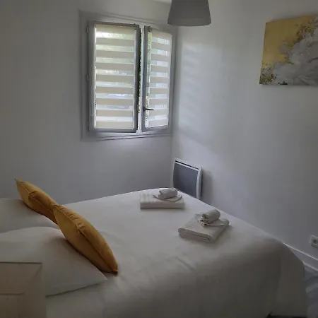 Maison De En Perigord Noir Holiday home Le Buisson-de-Cadouin